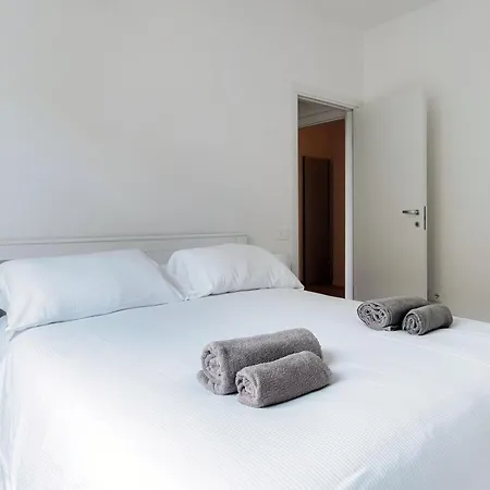 La Fontanina - The House Of Travelers Apartman Como